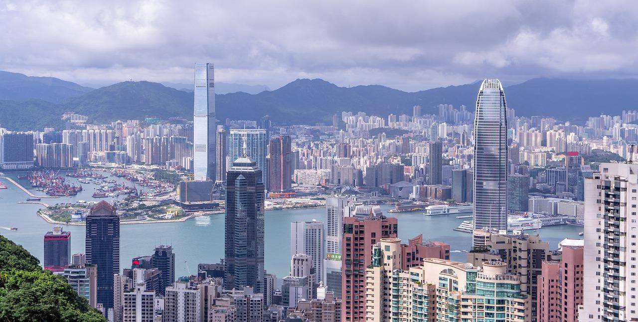 2025澳門現(xiàn)場開獎直播|保持釋義解釋落實,澳門彩票直播，2025年現(xiàn)場開獎?wù)雇c落實策略