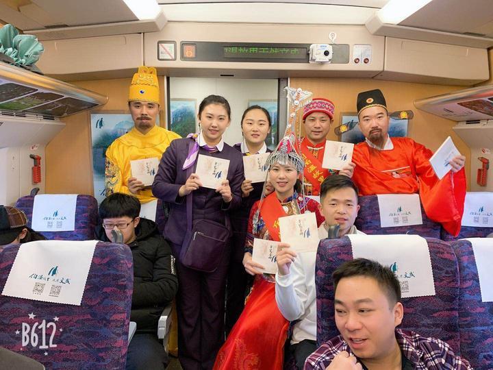 劉伯溫精準(zhǔn)三期內(nèi)必開(kāi)手機(jī)版|不遺釋義解釋落實(shí),劉伯溫精準(zhǔn)三期內(nèi)必開(kāi)手機(jī)版，深度解讀與實(shí)際應(yīng)用